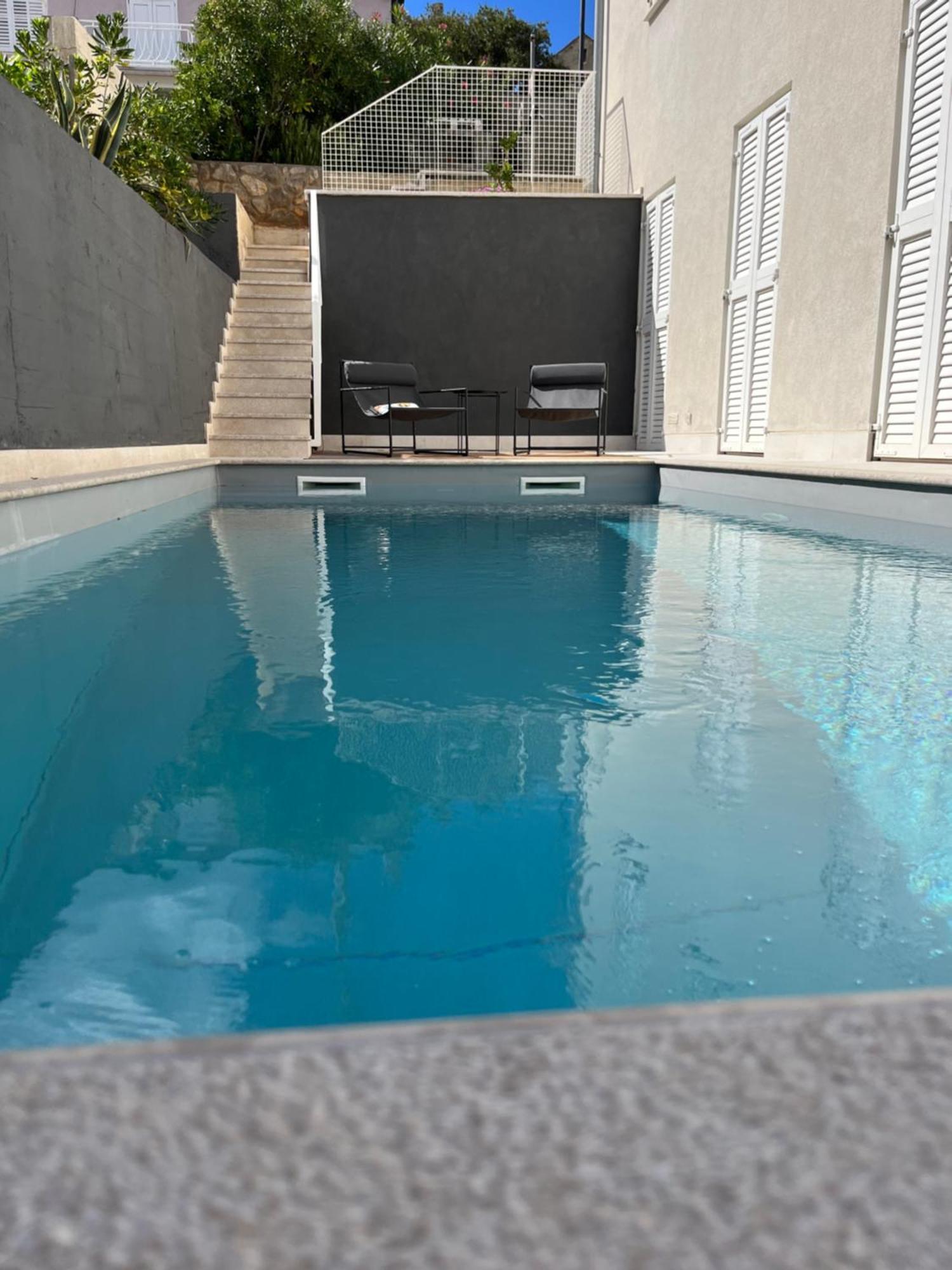 Apartment Arte Vrbnik Bagian luar foto